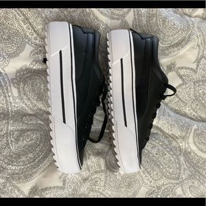 Comfy black platform sneakers Puma